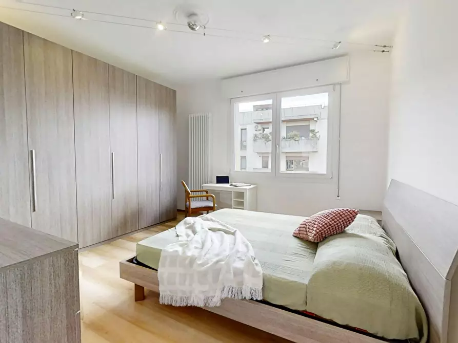 Immagine 1 di Camera in affitto  in Via Cosme Tura a Padova