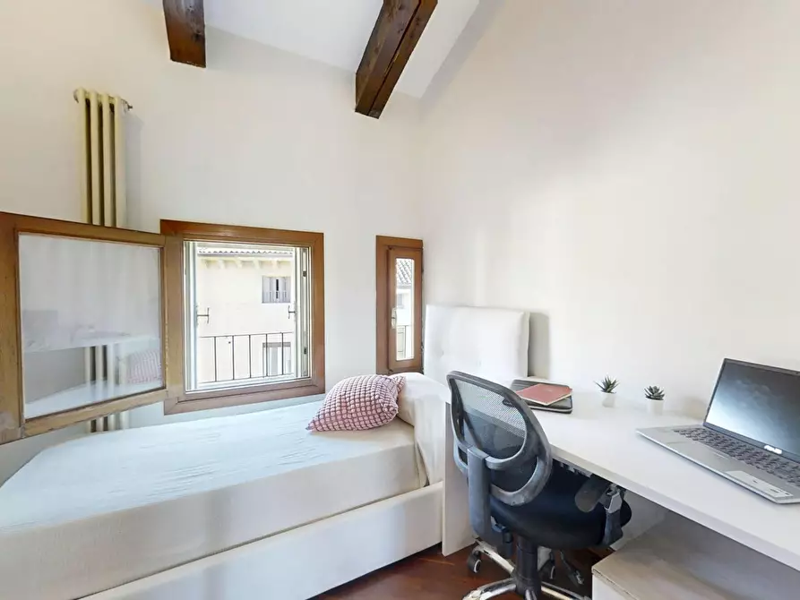 Immagine 1 di Camera in affitto  in Contrada Pedemuro San Biagio a Vicenza