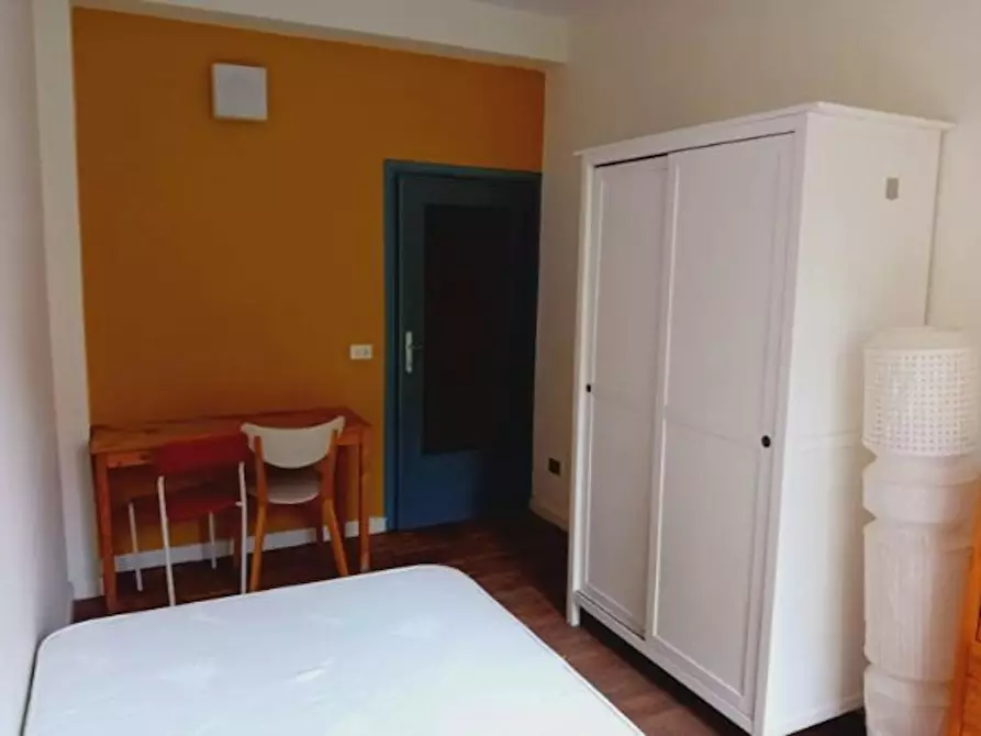 Immagine 6 di Camera in affitto  in Via Giovanni Ambrogio De Predis a Milano