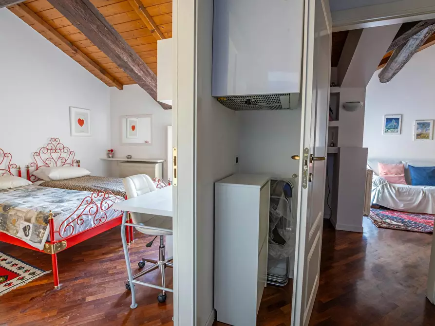 Immagine 6 di Appartamento in affitto  in Via Giuseppe Massarenti a Bologna