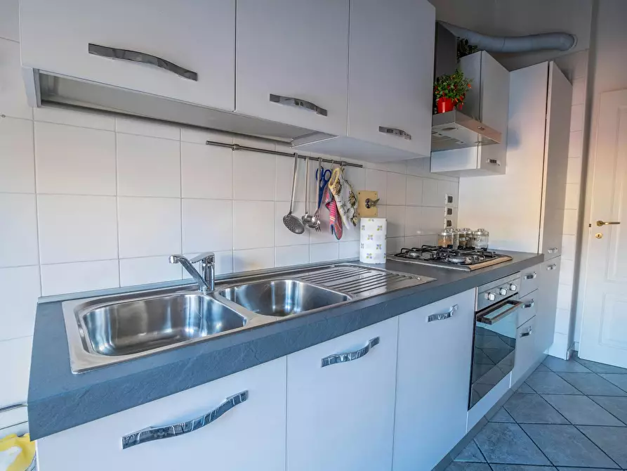 Immagine 9 di Appartamento in affitto  in Via Giuseppe Massarenti a Bologna