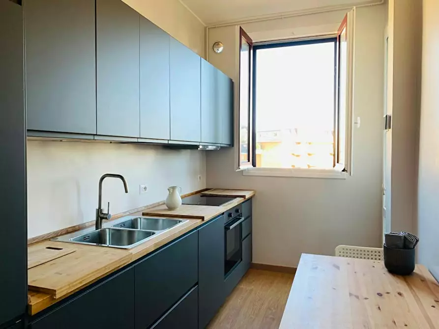 Immagine 3 di Camera in affitto  in Via Scipione Pistrucci a Milano