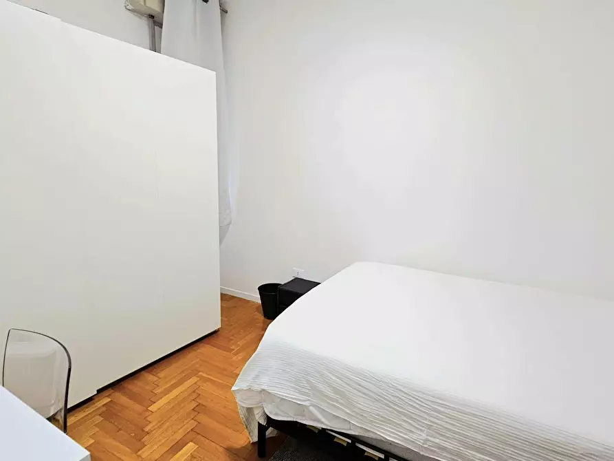 Immagine 3 di Camera in affitto  in Via Niccolò Tommaseo a Padova