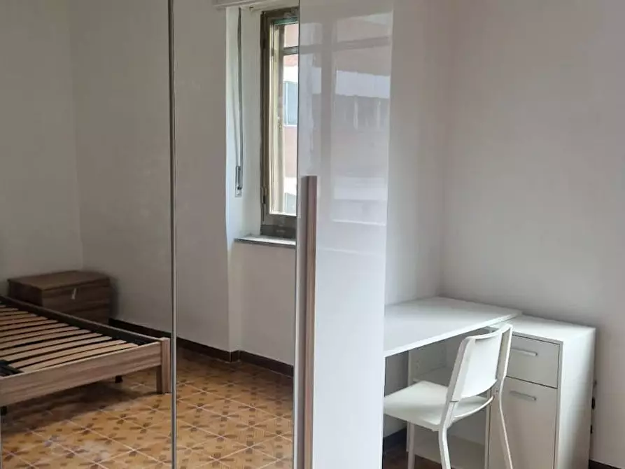 Immagine 4 di Camera in affitto  in Via Melchiorre Voli a Torino