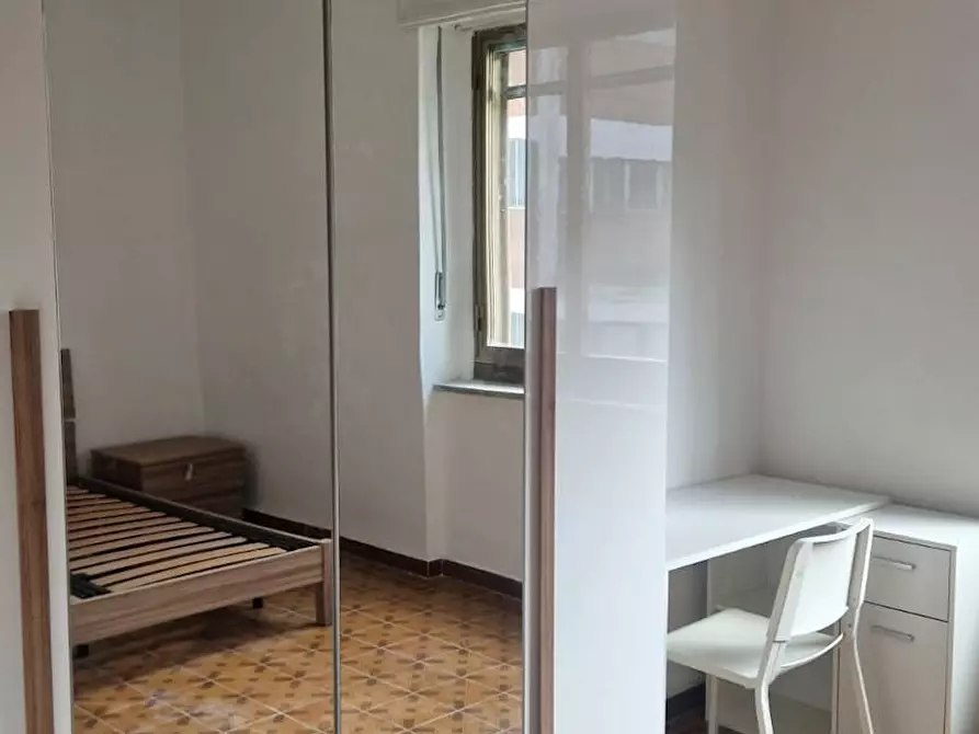 Immagine 5 di Camera in affitto  in Via Melchiorre Voli a Torino
