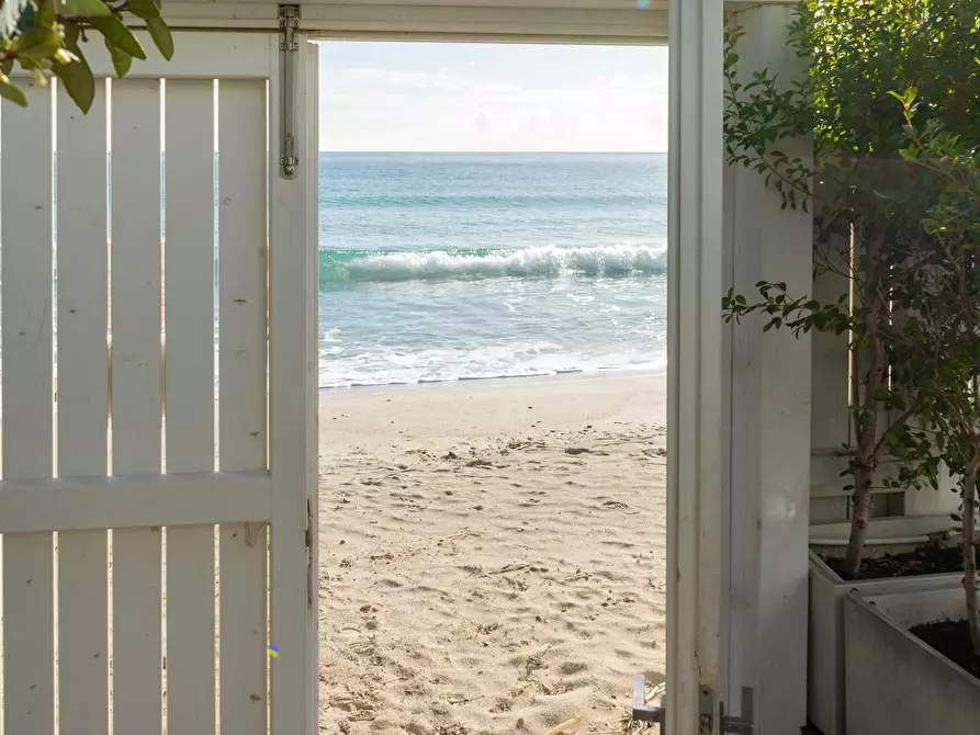 Immagine 5 di Camera in affitto  in Viale Golfo di Quartu a Quartu Sant'elena