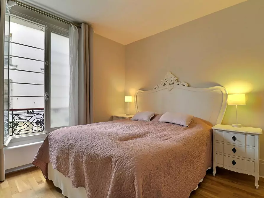 Immagine 2 di Appartamento in affitto  in Rue de Lourmel a Paris