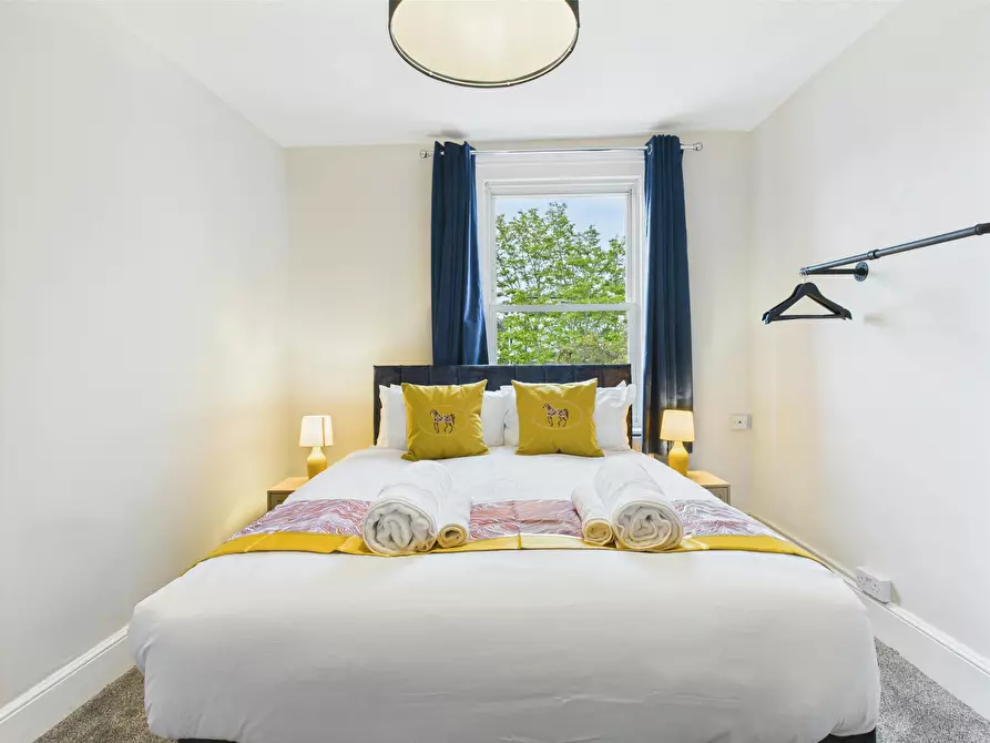 Immagine 6 di Casa indipendente in affitto  in Queen's Road a Cheltenham