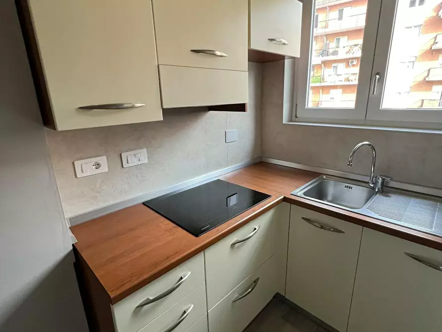 Immagine 6 di Camera in affitto  in Via Castagnevizza a Collegno