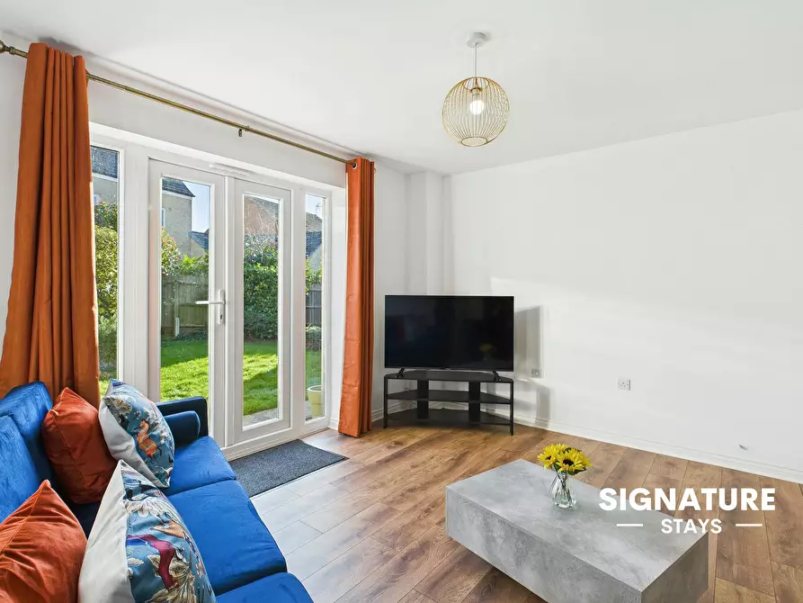 Immagine 2 di Casa indipendente in affitto  in Desert Orchid Road a Prestbury