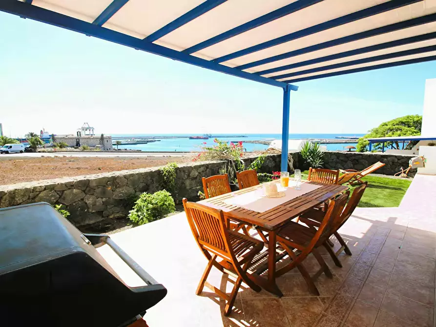 Immagine 1 di Casa indipendente in affitto  in Avenida de Naos a Arrecife