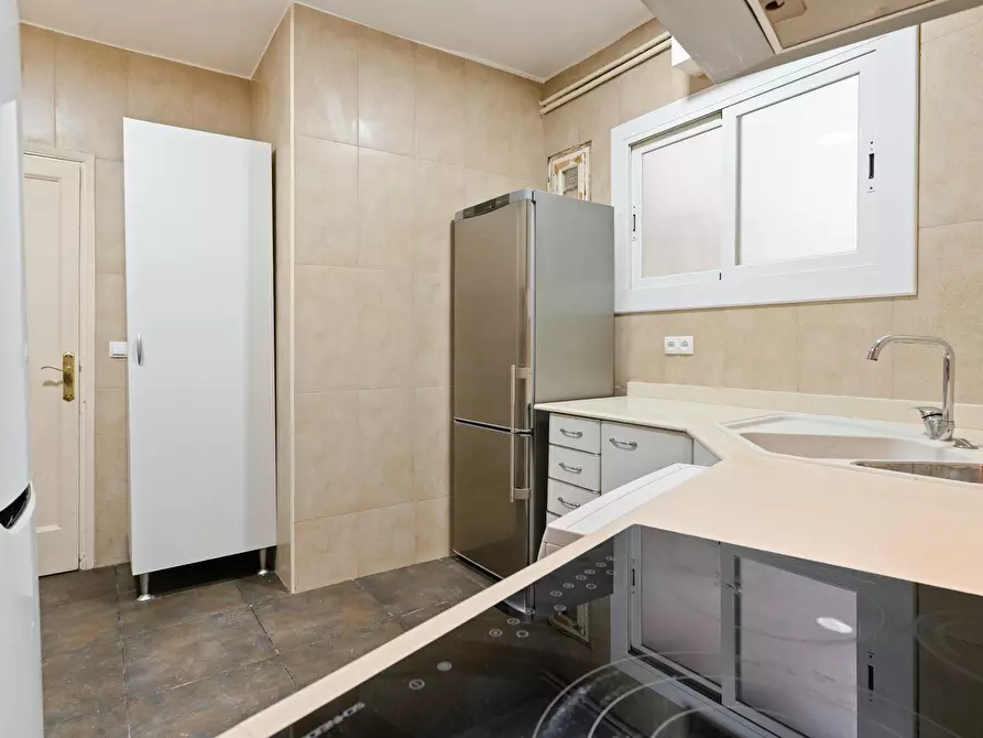 Immagine 10 di Camera in affitto  in Carrer de Buenos Aires a Barcelona