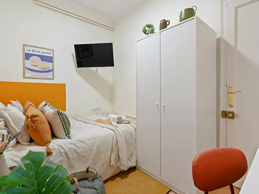 Immagine 2 di Camera in affitto  in Carrer de Buenos Aires a Barcelona