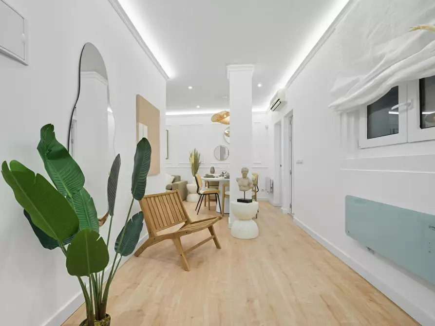 Immagine 1 di Appartamento in affitto  in Calle de Augusto Figueroa a Madrid