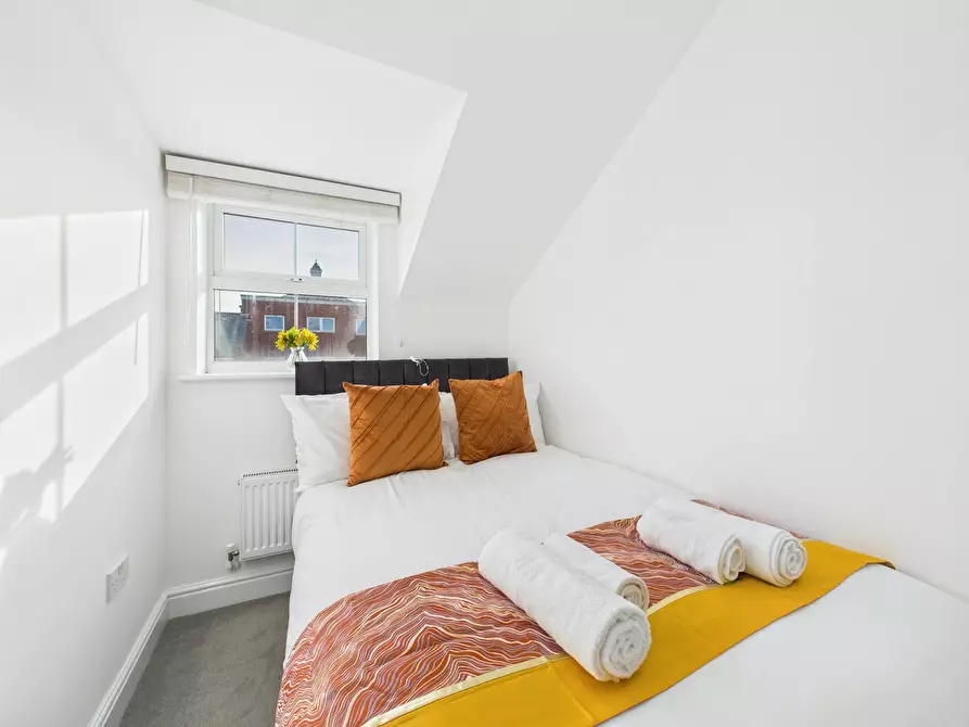 Immagine 7 di Casa indipendente in affitto  in Brookbank Close a Cheltenham