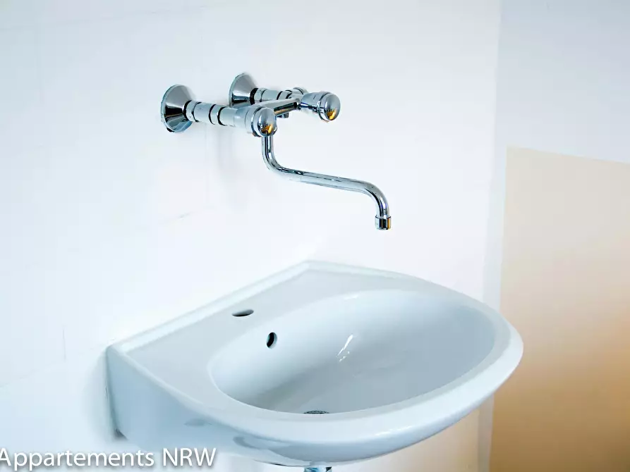 Immagine 6 di Appartamento in affitto  in Dorstener Straße a Düsseldorf