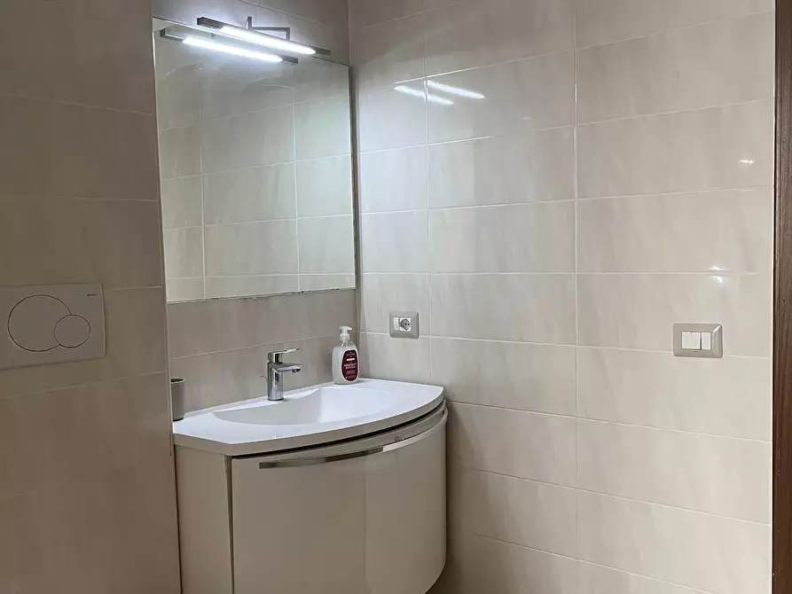 Immagine 3 di Camera in affitto  in Viale Londra a Roma