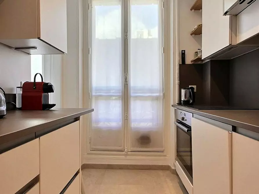 Immagine 8 di Appartamento in affitto  in Rue Campagne Première a Paris