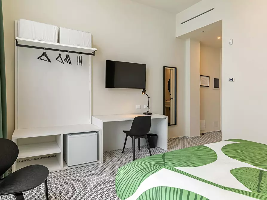 Immagine 8 di Camera in affitto  in Via Adua a Augusta