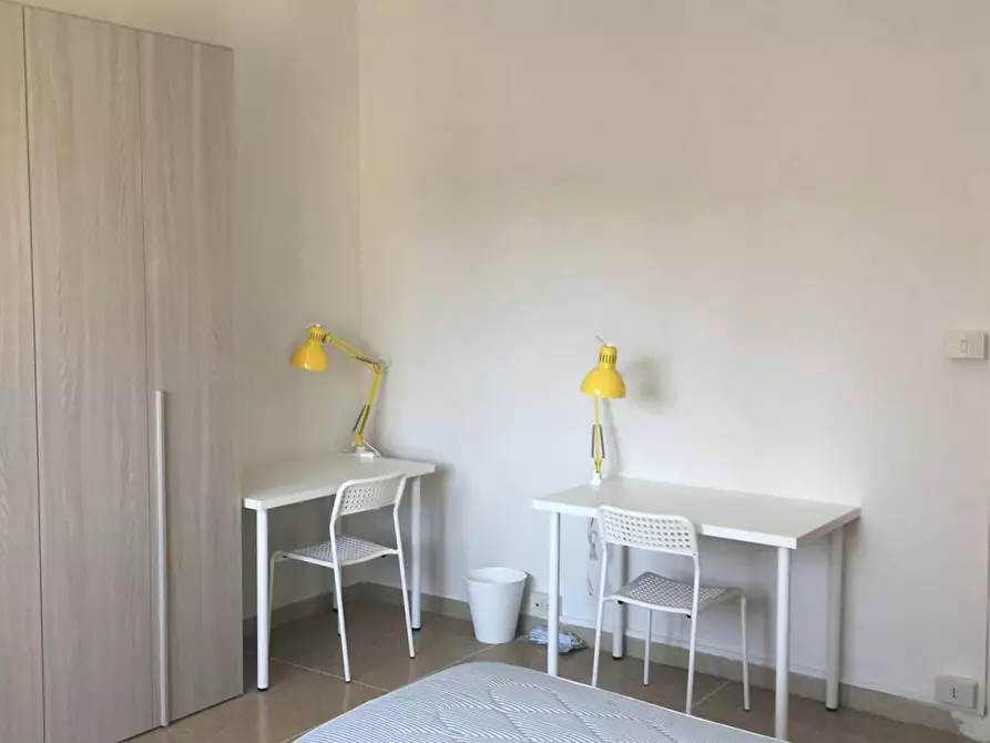 Immagine 5 di Camera condivisa in affitto  in Via Pasubio a Bologna