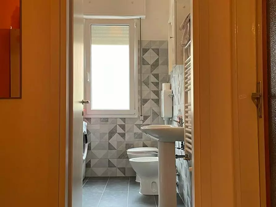 Immagine 6 di Camera condivisa in affitto  in Via Pasubio a Bologna