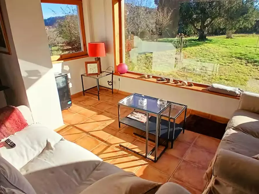 Immagine 1 di Casa indipendente in affitto  in Calle Carretera General a Unquera