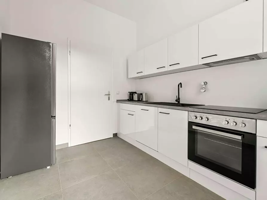 Immagine 9 di Appartamento in affitto  in Karl-Marx-Straße a Berlin