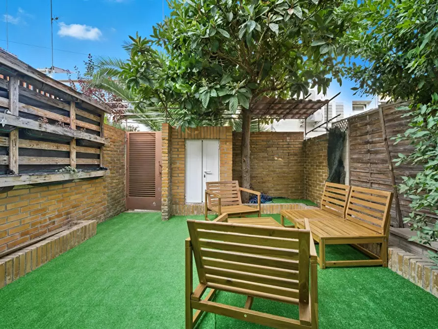 Immagine 4 di Camera in affitto  in Calle de Mataró a Madrid