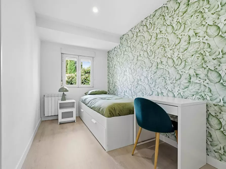 Immagine 1 di Camera in affitto  in Calle de Mataró a Madrid