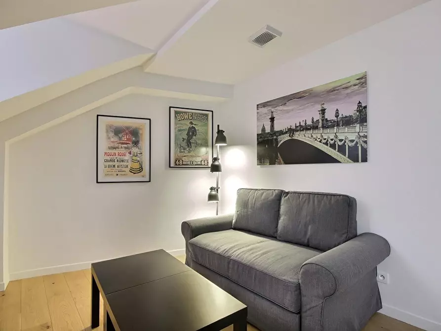 Immagine 3 di Appartamento in affitto  in Rue des Mathurins a Paris 08