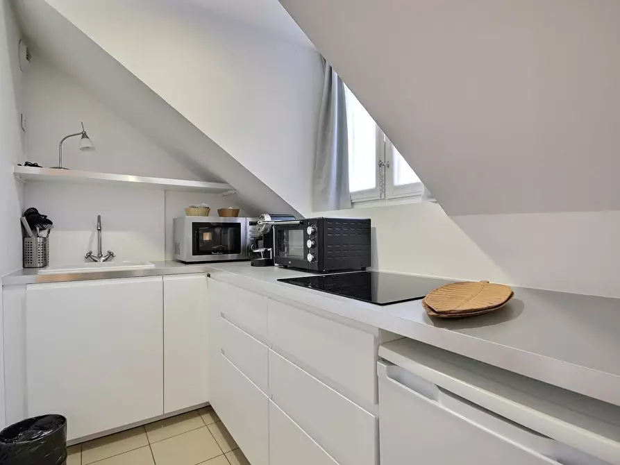 Immagine 7 di Appartamento in affitto  in Rue des Mathurins a Paris 08