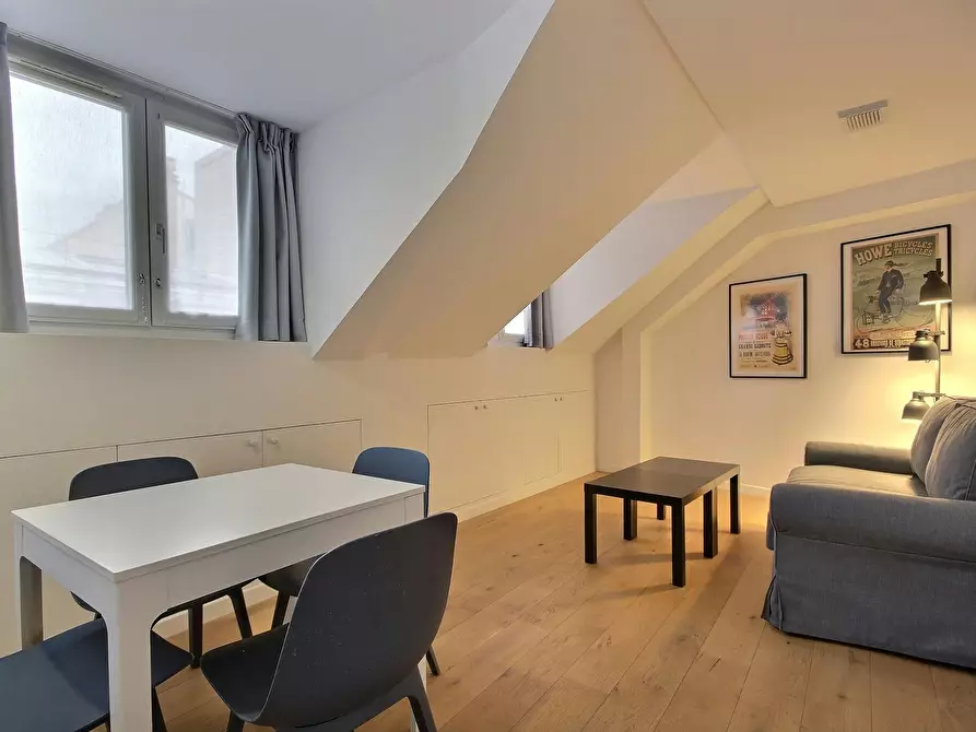 Immagine 2 di Appartamento in affitto  in Rue des Mathurins a Paris 08
