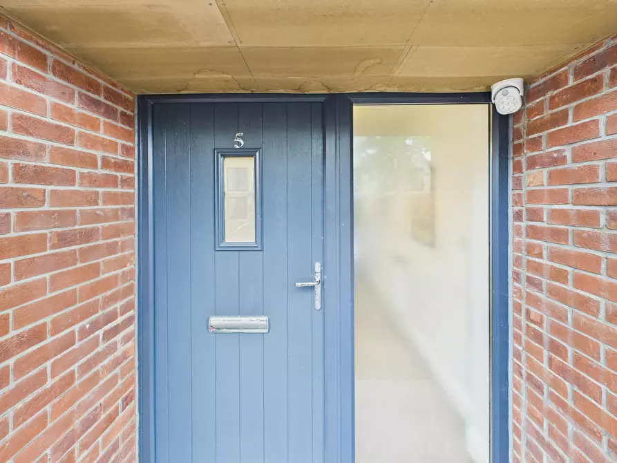 Immagine 3 di Casa indipendente in affitto  in Saxon Way a Droitwich