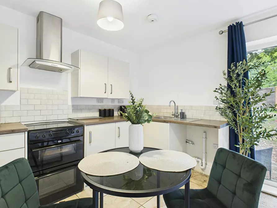 Immagine 7 di Casa indipendente in affitto  in Saxon Way a Droitwich