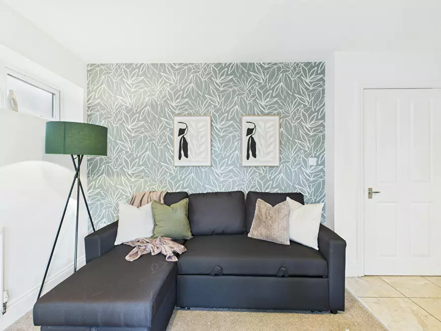 Immagine 5 di Casa indipendente in affitto  in Saxon Way a Droitwich