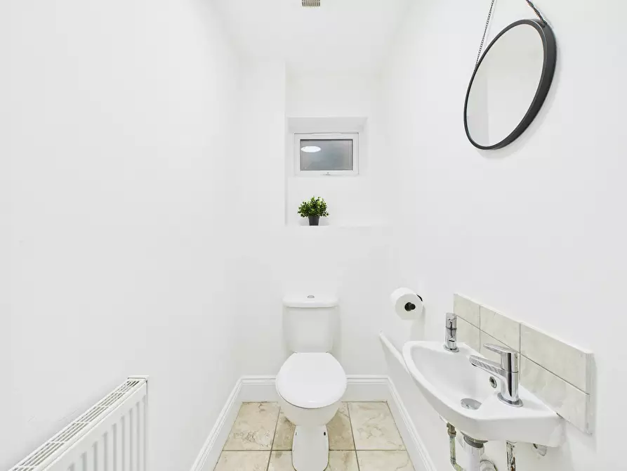 Immagine 4 di Casa indipendente in affitto  in Saxon Way a Droitwich
