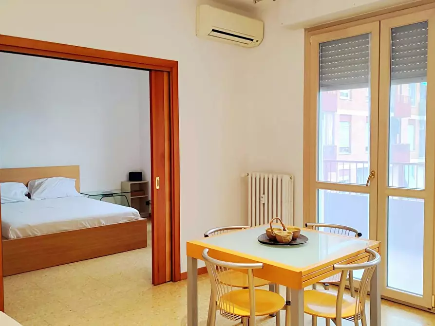 Immagine 9 di Appartamento in affitto  in Via Luigi Chiarelli a Milano