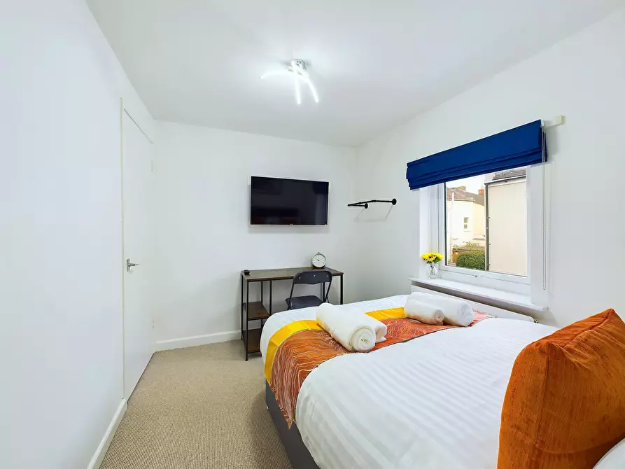 Immagine 3 di Casa indipendente in affitto  in Portland Square a Prestbury