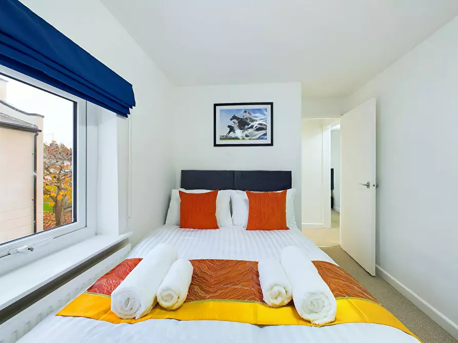 Immagine 6 di Casa indipendente in affitto  in Portland Square a Prestbury