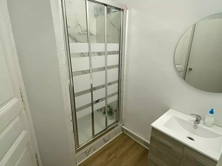 Immagine 7 di Camera condivisa in affitto  in Carrer d'Aribau a Barcelona