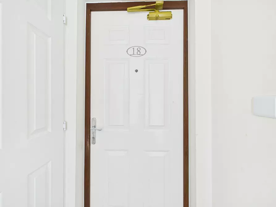 Immagine 2 di Appartamento in affitto  in Sotherby Drive a Cheltenham