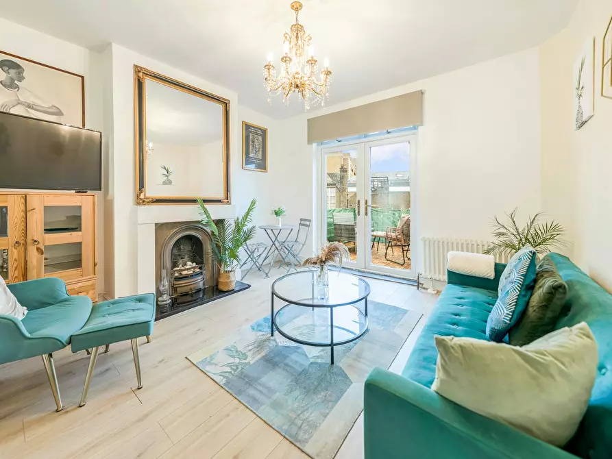 Immagine 1 di Appartamento in affitto  in Tower Bridge Road a Camberwell
