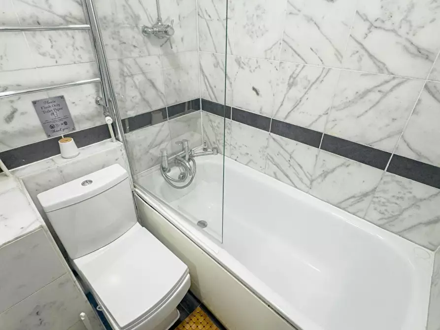Immagine 5 di Appartamento in affitto  in Tower Bridge Road a Camberwell