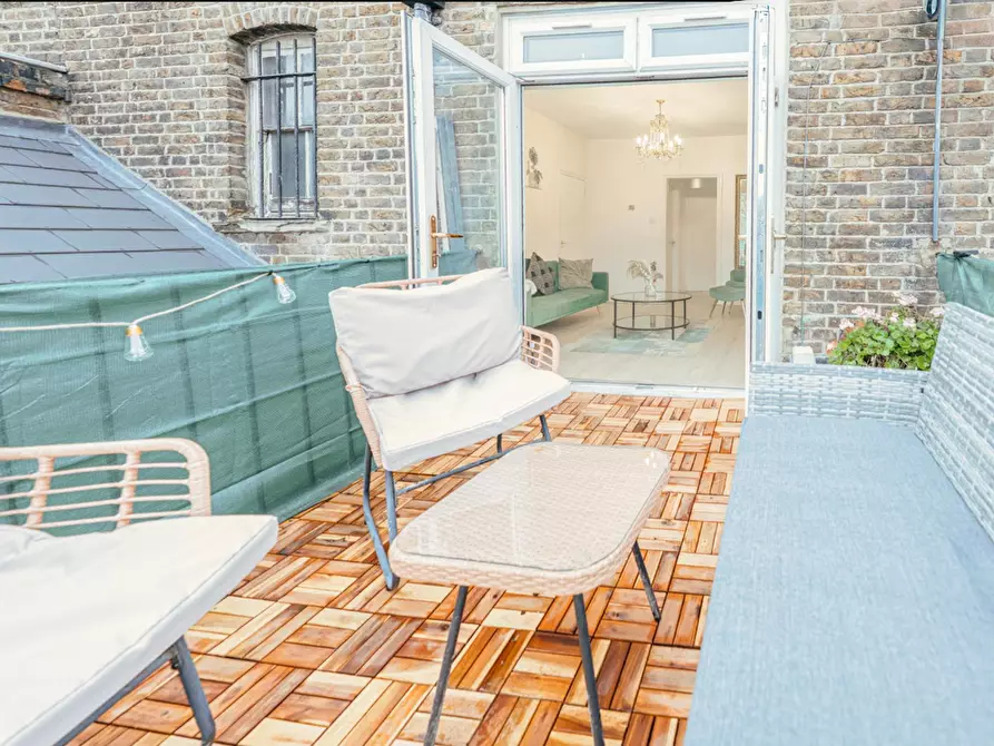 Immagine 10 di Appartamento in affitto  in Tower Bridge Road a Camberwell