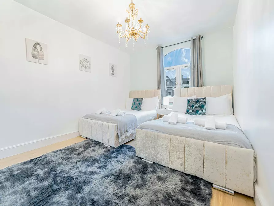 Immagine 3 di Appartamento in affitto  in Tower Bridge Road a Camberwell