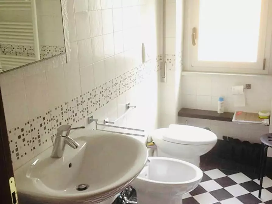 Immagine 6 di Appartamento in affitto  in Via Giovanni Brancaleone a Roma