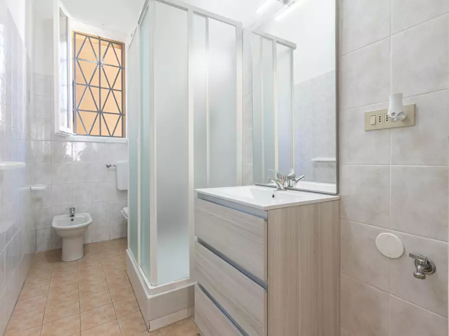 Immagine 2 di Appartamento in affitto  in Via Giacomo Matteotti a Bologna