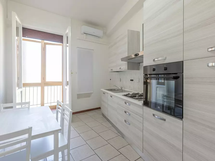 Immagine 6 di Appartamento in affitto  in Via Giacomo Matteotti a Bologna