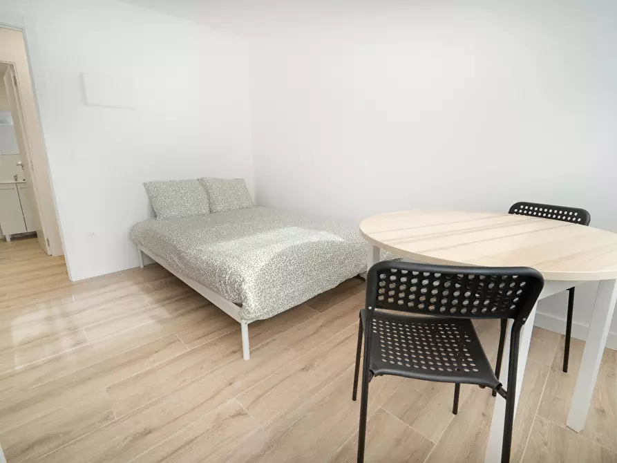 Immagine 2 di Camera in affitto  in Calle de Manuel Maroto a Madrid