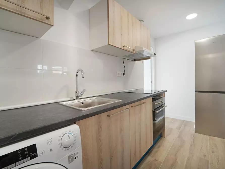 Immagine 10 di Camera in affitto  in Calle de Manuel Maroto a Madrid